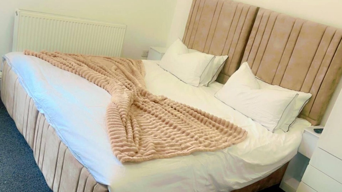 Colne Bed & Breakfast | Adorable 1-bedroom bed & breakfast in Colne