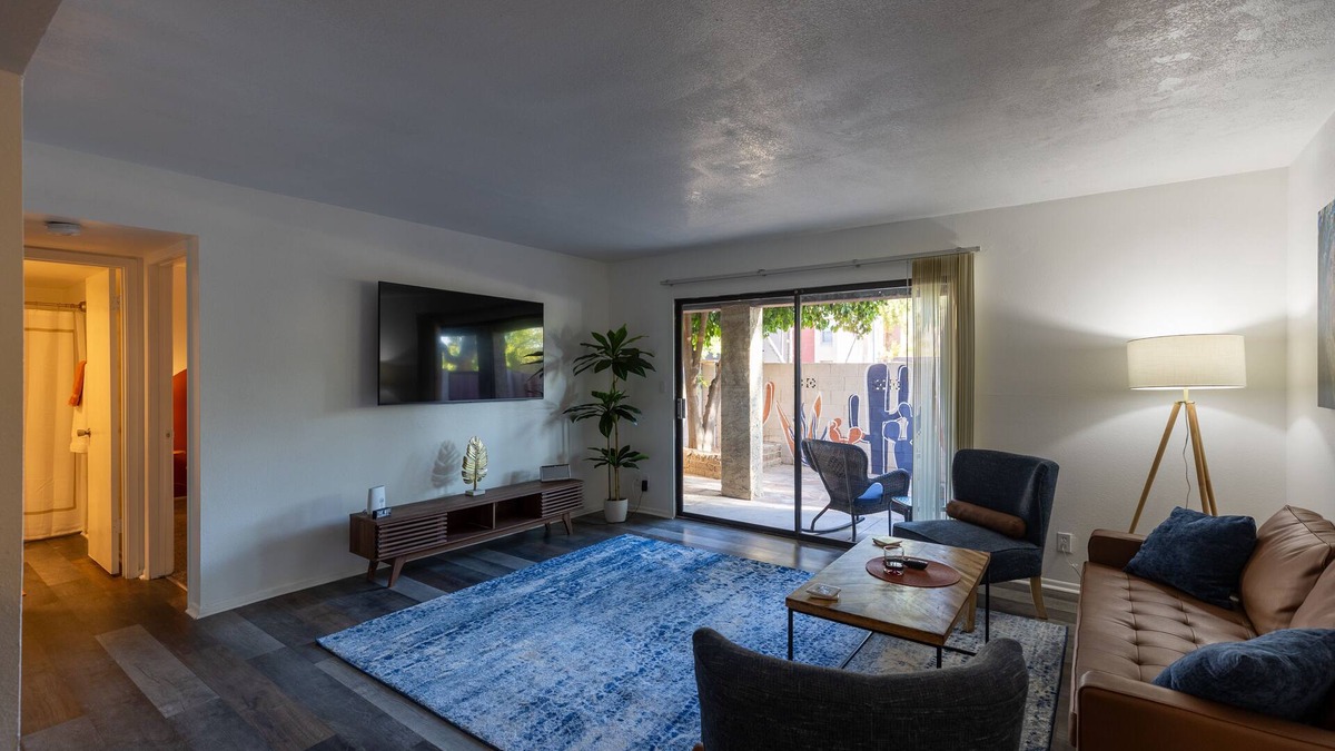 Mesa Condo | Adorable 2 bedroom condo near many amenities in Fiesta District of Mesa Az.