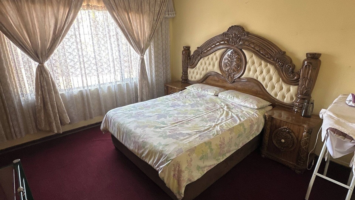 Katlehong House | Adorable 3-bedroom house in Katlehong