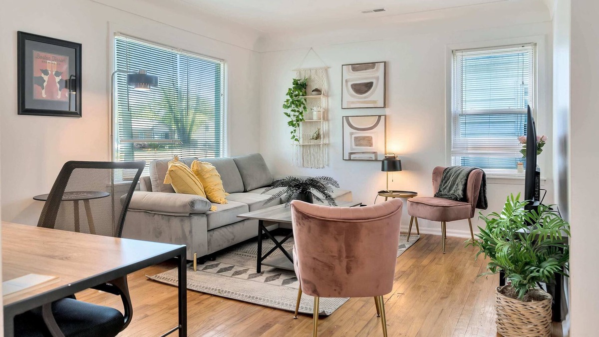 Livonia House | Adorable Cute Home w/ Workspace & Yard in Livonia