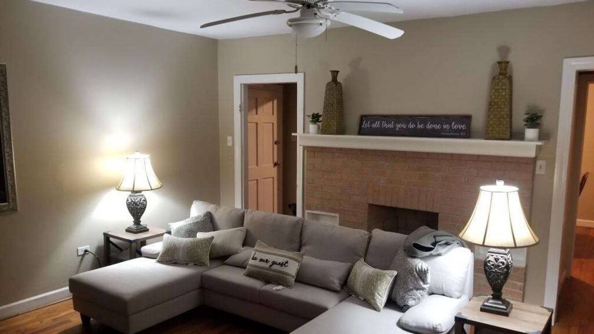 Simpsonville House | Adorable home in Simpsonville close to 85