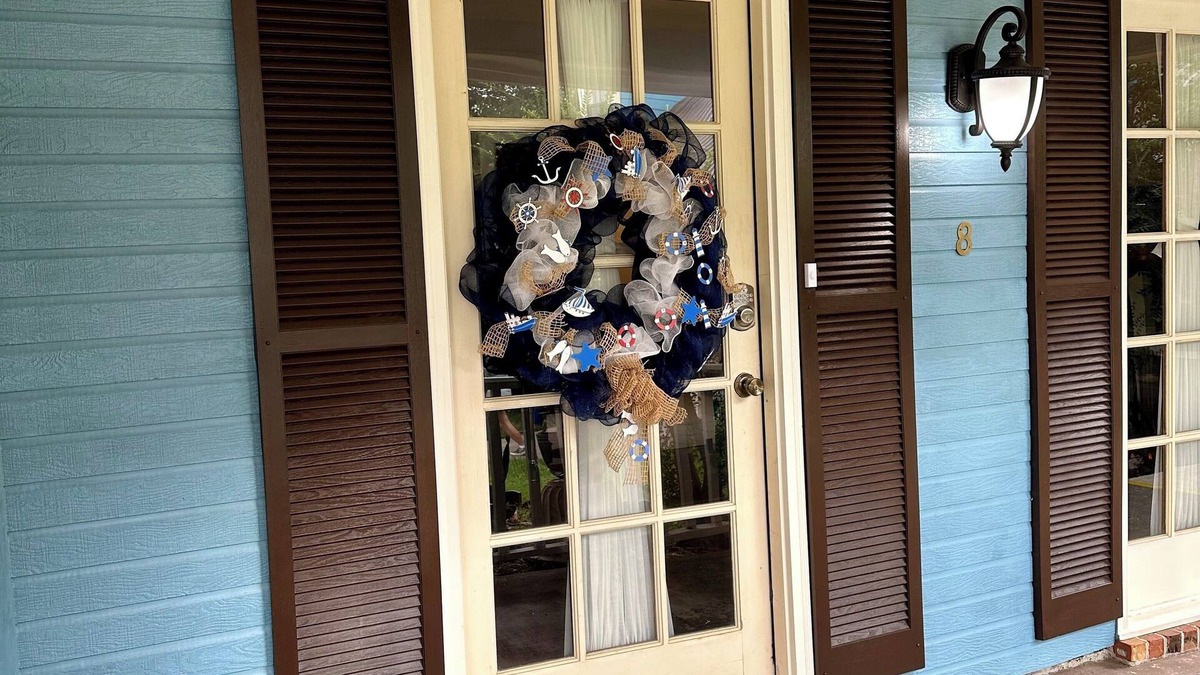 Gulfport House | Adorable loft near the beach is waiting! Beach 1.5 miles away. Pet Friendly!