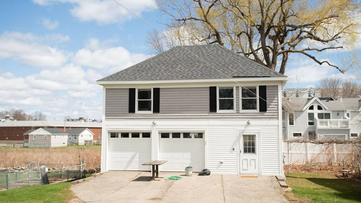 York Beach Apartment | Adorable Rental Near Short Sands Beach!