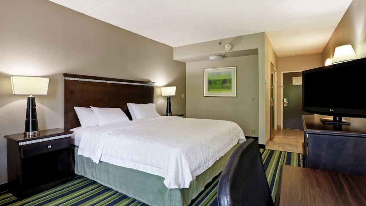 Woodstock House | Adorable Suite with Luxurious Amenities