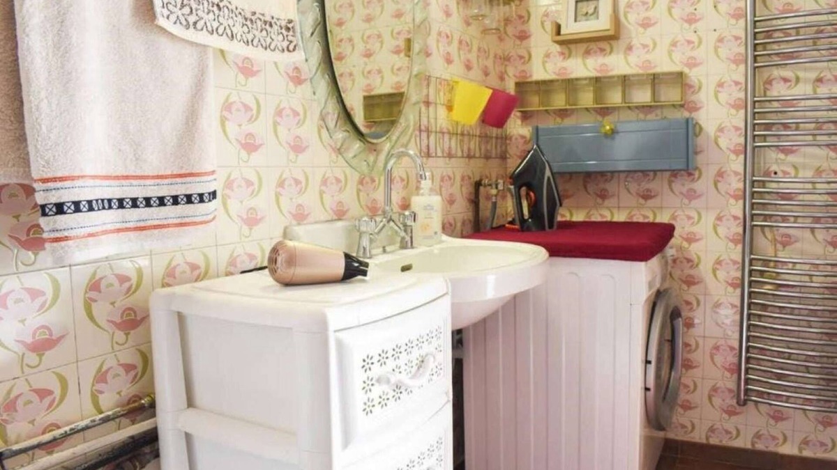 Anatolikos Sinikismos Apartment | Adrianas Garden of Eden Apartment