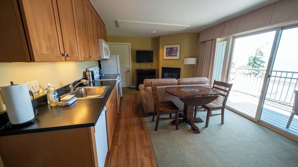Rosario Hotel | Adventure Awaits—Secluded Orcas Island Stay | Hillside 1920
