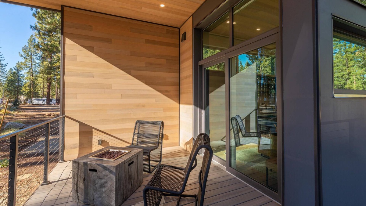Truckee Cabin | Adventure Cabin 68 - Luxurious Adventure Cabin