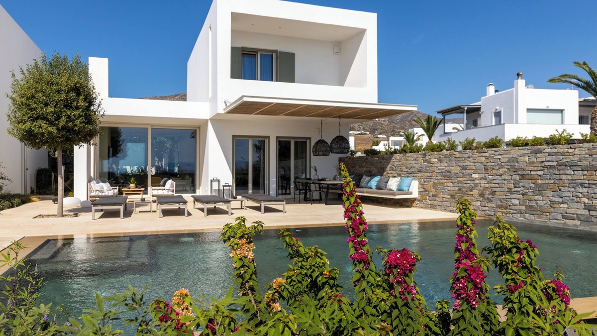 Drios Villa | Aequora Villa I - Beachfront, 5 min away from the Golden Beach, Infinity Pool