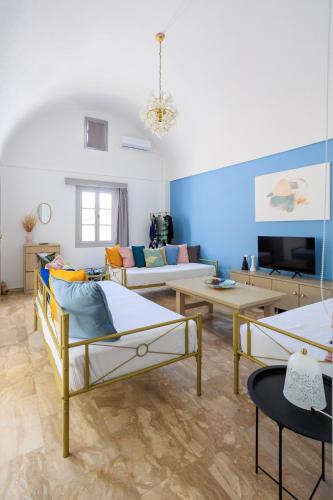 Kamari Apartment | Aerno Home & Azul Ηοme - Ahilli Slow Living