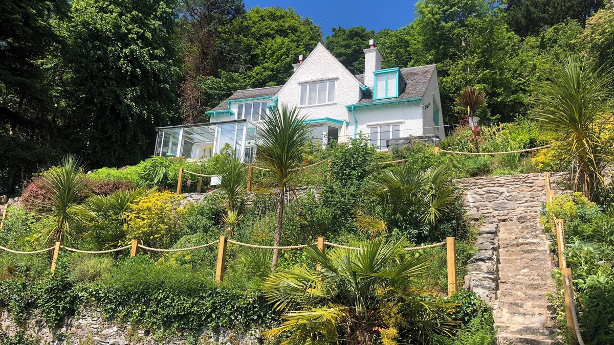 Menai Bridge Cottage | Afallon