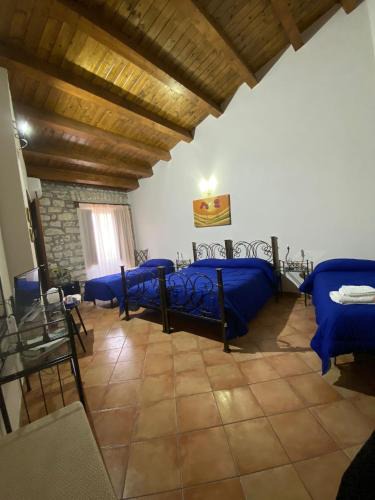 Palazzo Adriano House | Affittacamere La Cartiera