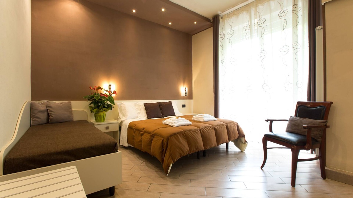 Piacenza House | Affittacamere Serena