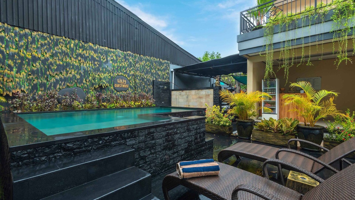 Legian City-Centre House | Affordable 1BR Deluxe Room in Legian