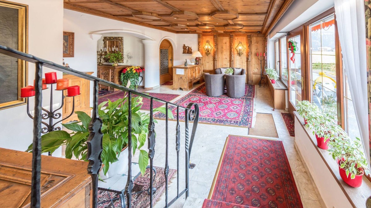 Zell am Ziller Apartment | Affordable 2-bed apartment in Zell am Ziller near the Zillertal Arena. Ski bus 50 m!