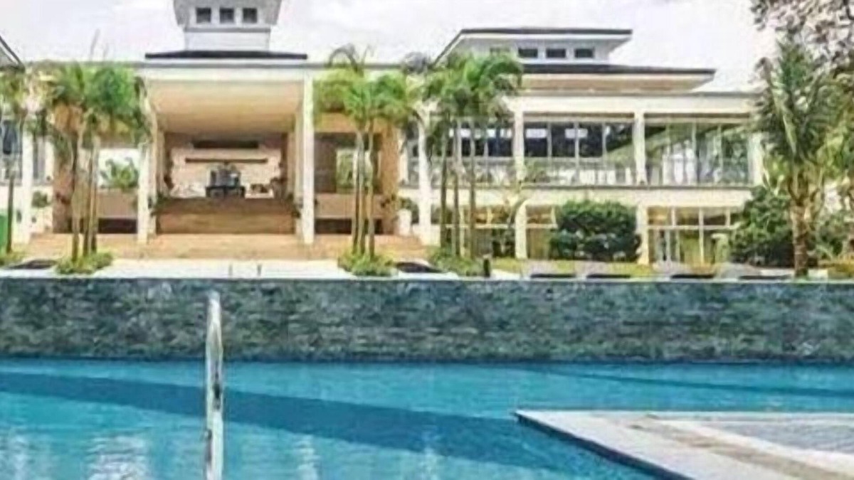 Santo Cristo House | Affordable 5-Star Condo in a 5-Star location