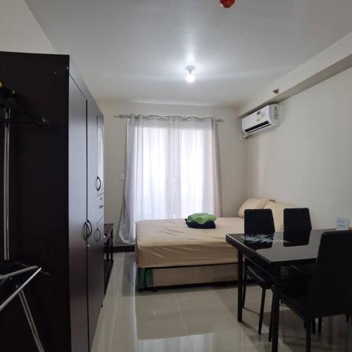 Lapu-Lapu Apartment | Affordable Condo w/Wi-Fi, Pool & Shower Heater