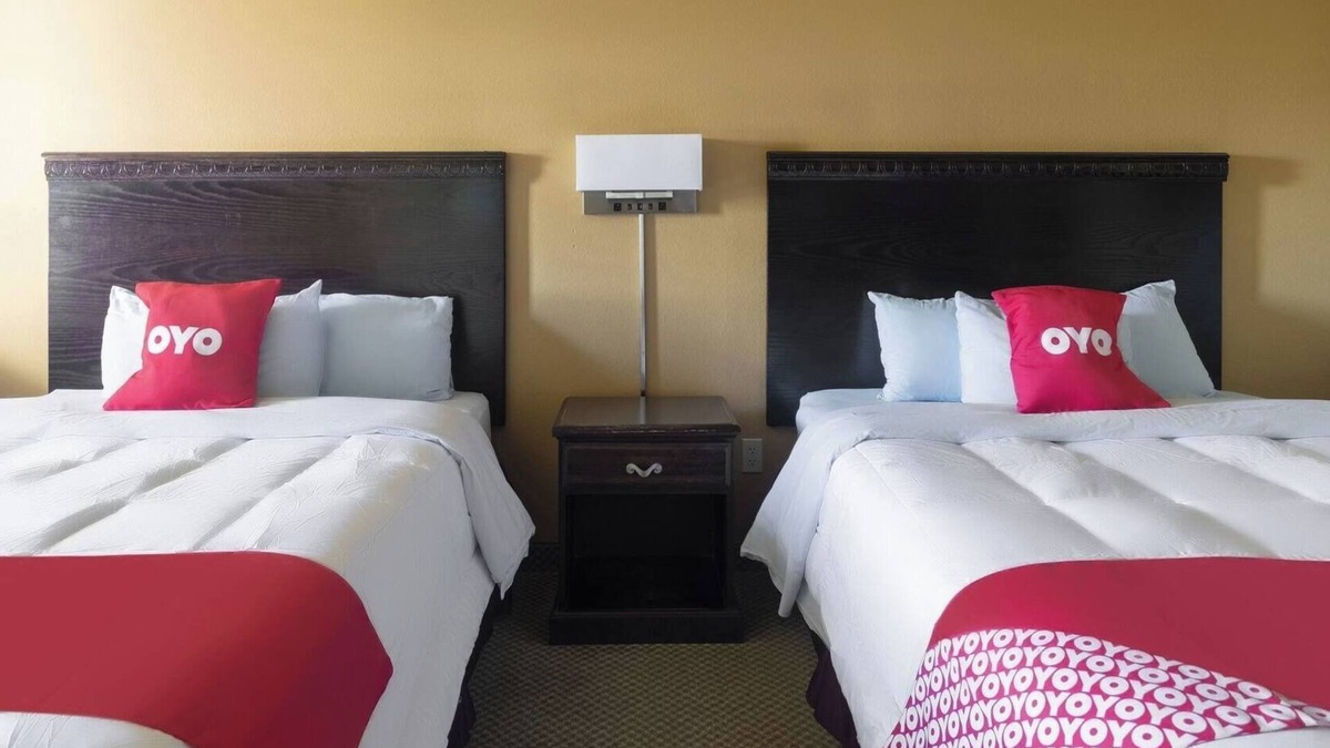 Valley View Hotel | Affordable Escape Near Whiskey Hollow with Queen-Size Beds Walkable Spot
