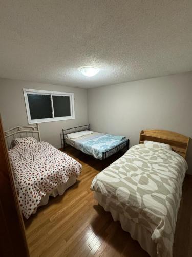 Rosemount House | Affordable Family Room for 4 People-24Hrs Checkin-Next To Downtown,Airport