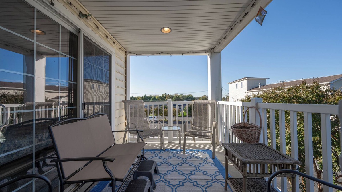 Cedar Neck Condo | AFFORDABLE! JUST SHORT DRIVE TO BEAUTIFUL BETHANY BEACHES - Ocean View, DE
