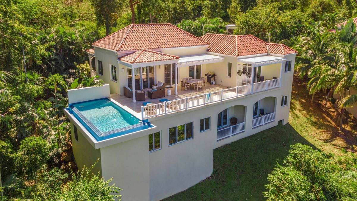 Estate Little Saint Thomas House | Affordable Luxury~ 2 Pristine Beaches ~ Privacy ~ Villa Sea and Sky, Botany Bay