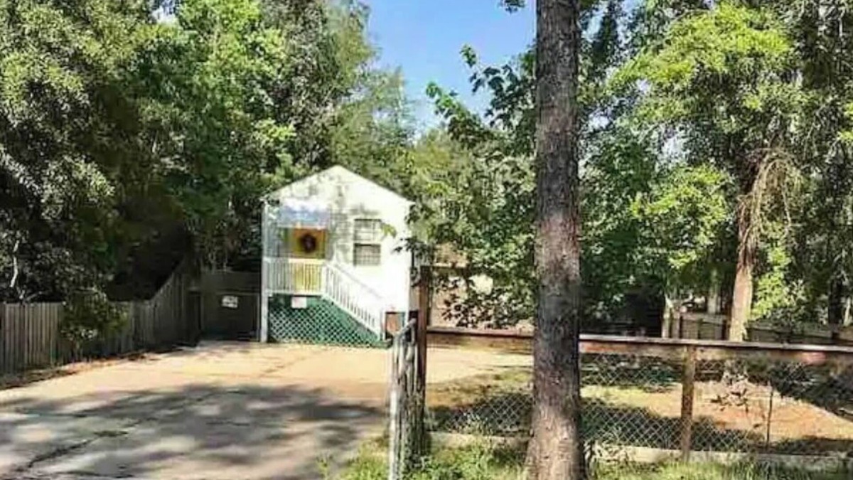 Bay St Louis Cottage | Affordable Month to Month Stay, Beaches, Casino, Tiny house,
