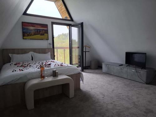 Petrosani Bed & Breakfast | Aframe Lac Malei