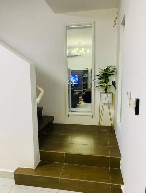 Kuala Langat District House | Afrinas Islamic Homestay Banting