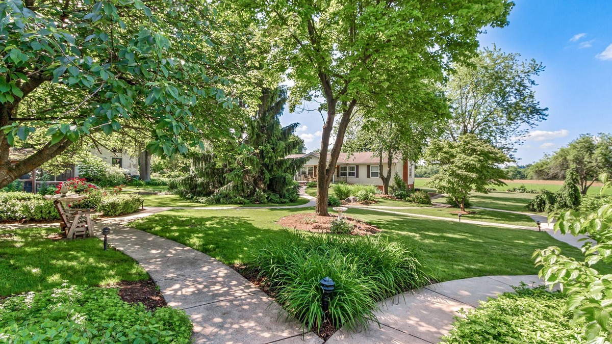 Gordonville Bed & Breakfast | After Eight Bed and Breakfast