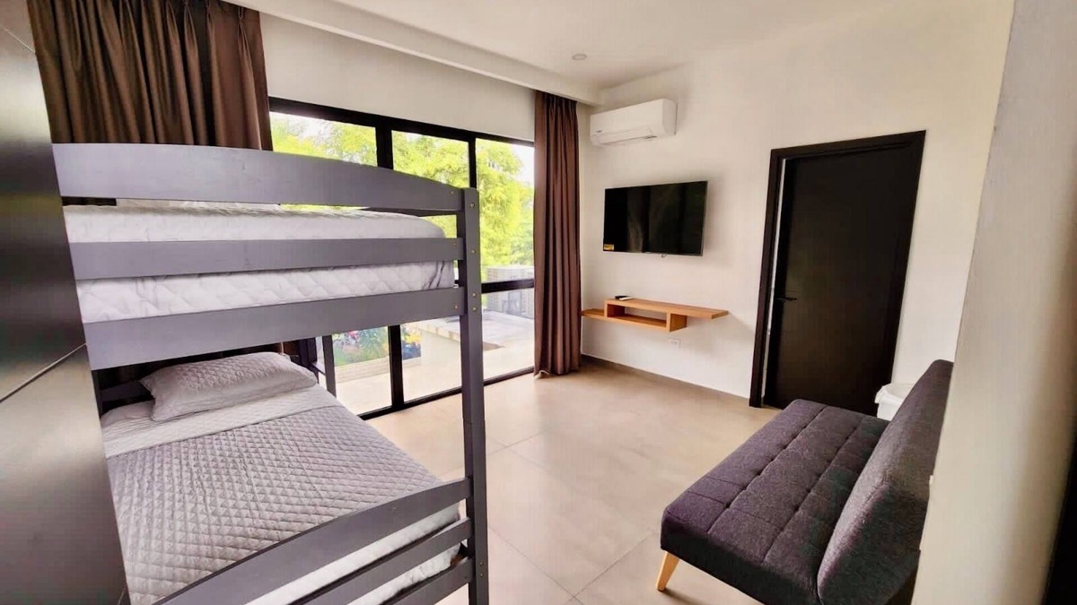 La Libertad House | AG36 4-bdrm house w/pool, central AC, & WiFi in the heart El Sunzal, Surfcity.