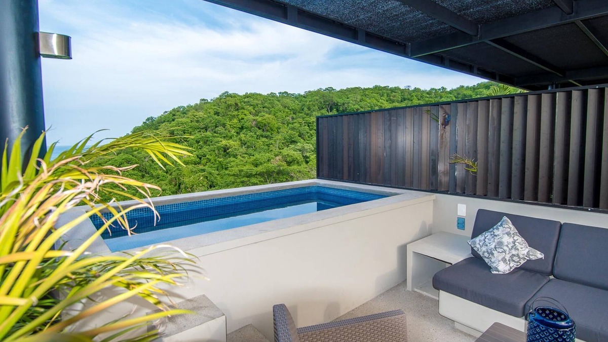P Chahue Condo | Agaves 204
