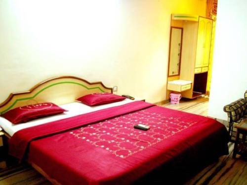 Taj Ganj Hotel | AGRA HOTEL VIREN SOFYTEL - Near Taj Mahal And Park# - Free Wi-fi And Parking Facilities - A Premium Hotel In Agra