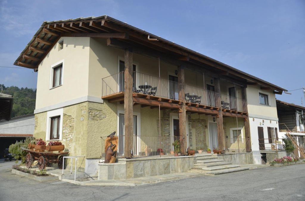 Bagnolo Piemonte Bed & Breakfast | Agriturismo Ai Prüsot