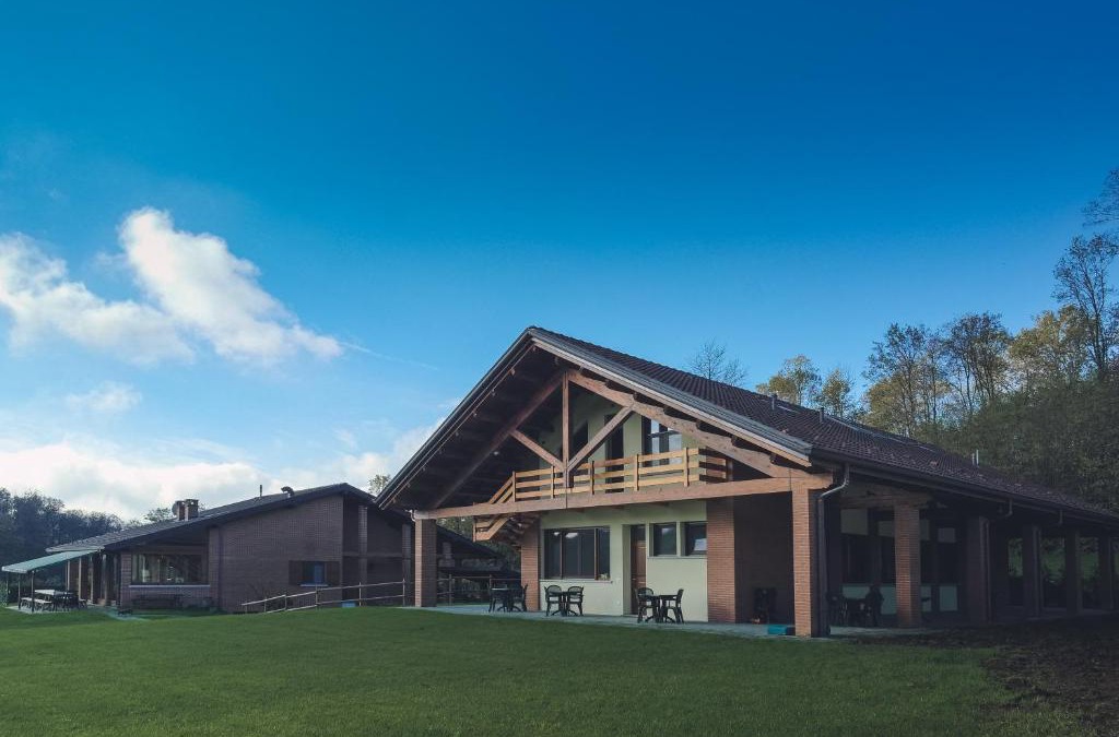 Gattico House | Agriturismo Altana Del Motto Rosso