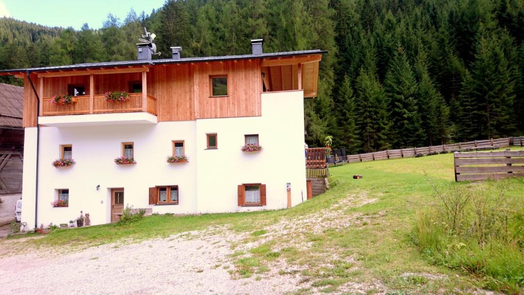 Frena Apartment | Agriturismo Feur Hof