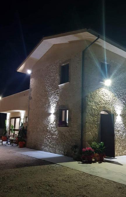 Castelliri House | Agriturismo Pavoni