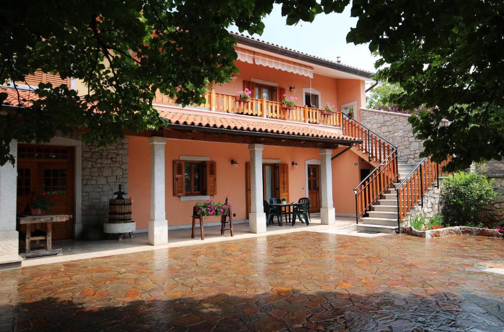 Sales House | Agriturismo Skerlj