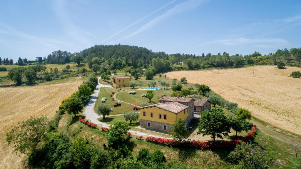 Monteluiano House | Agriturismo Tenuta Di Biscina