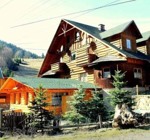 Zazriva Cabin | Agroturistika Borončo