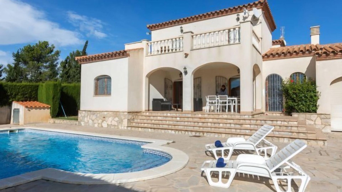Miami Platja House | Aguamarina by Interhome