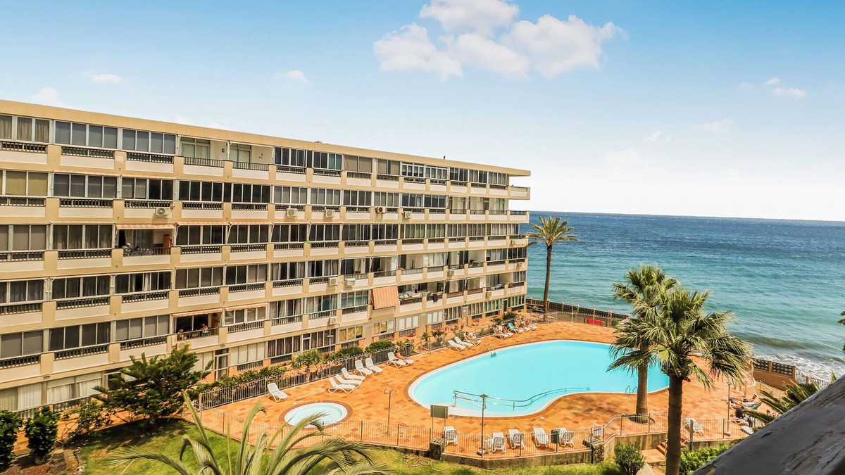 Playa del Aguila House | Aguila Playa Beach Escape
