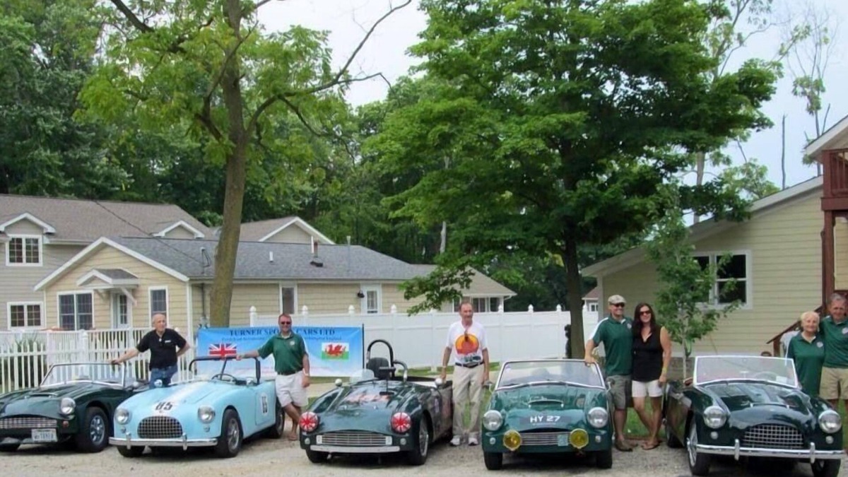 Put-in-Bay Hotel | Ahoy Inn Guesthouse