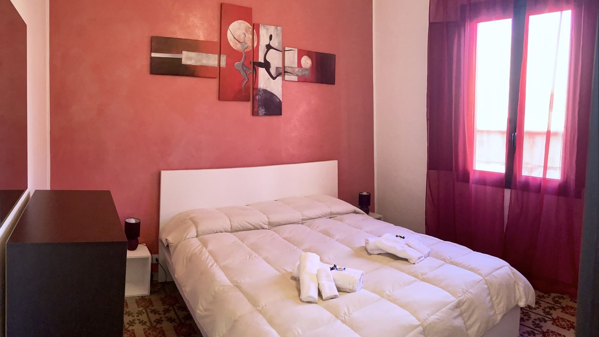 Trapani City Centre Apartment | AIGATAI- Night Life and islands one step away