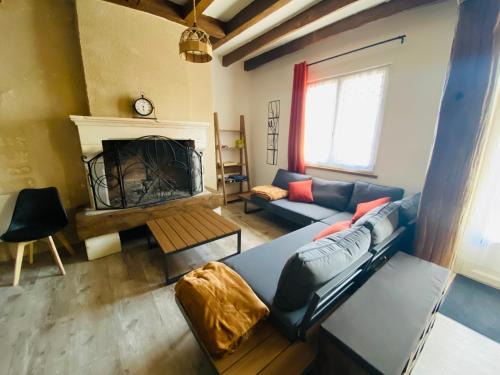 Vicq-sur-Nahon House | Aigle