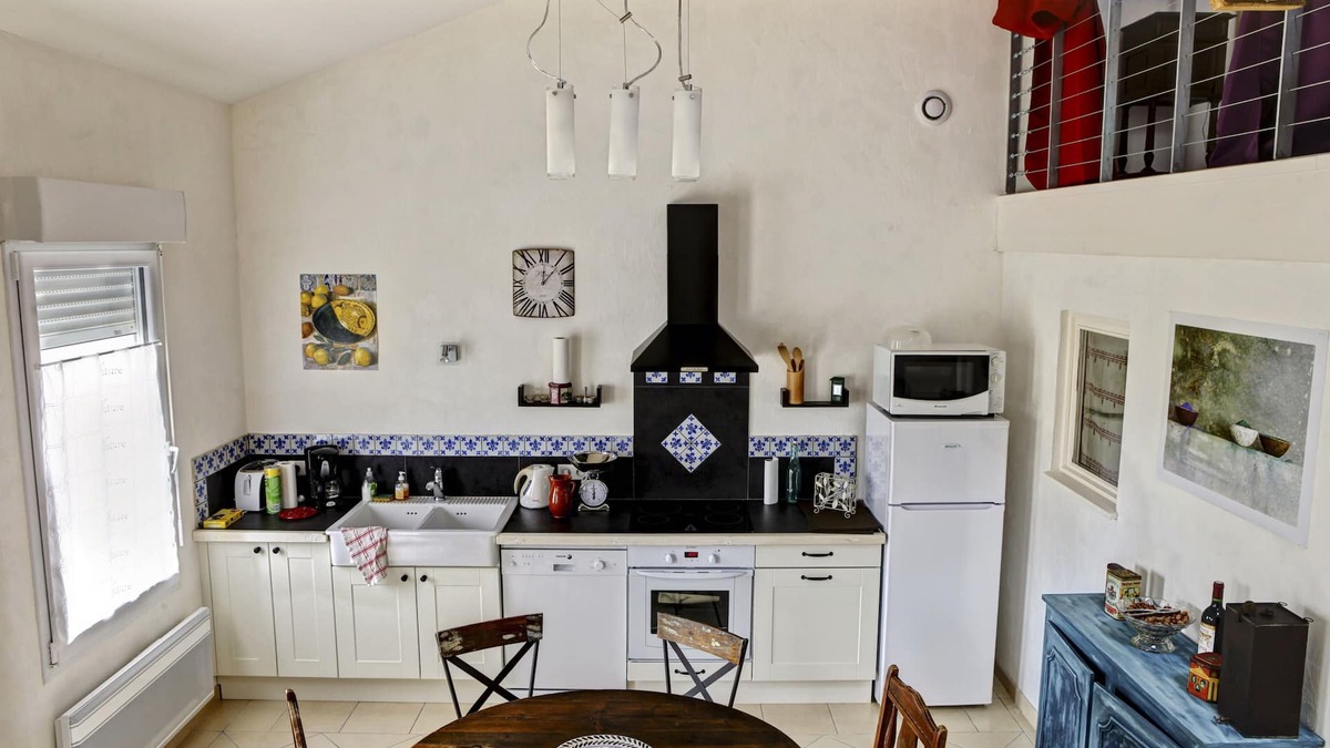 Les Artigues-de-Lussac Cottage | Aimeluc cottage near Saint Emilion