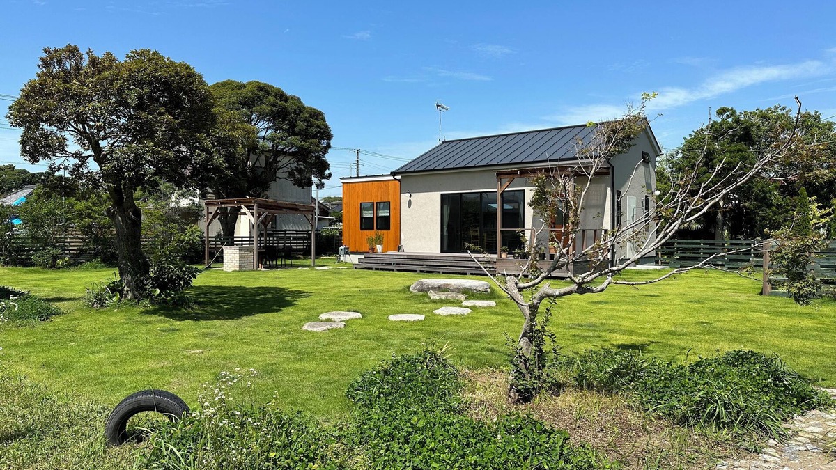 Kujukuri Cottage | Aiming to create a place where even timid dogs can play to their heart's content.