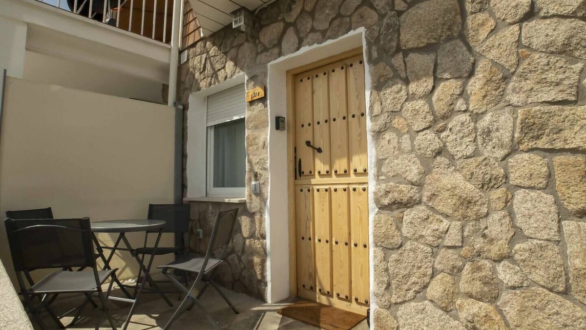 Navarredonda de Gredos Apartment | Air. Apartment prices. Villa de Gredos.