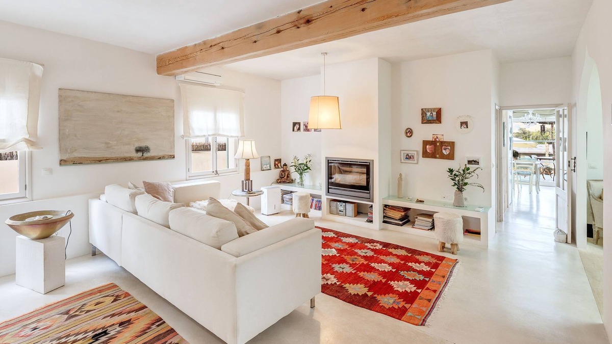 Colonia de Sant Pere House | Air Conditioned House with Terrace, Garden, Fantastic View & Wi-Fi