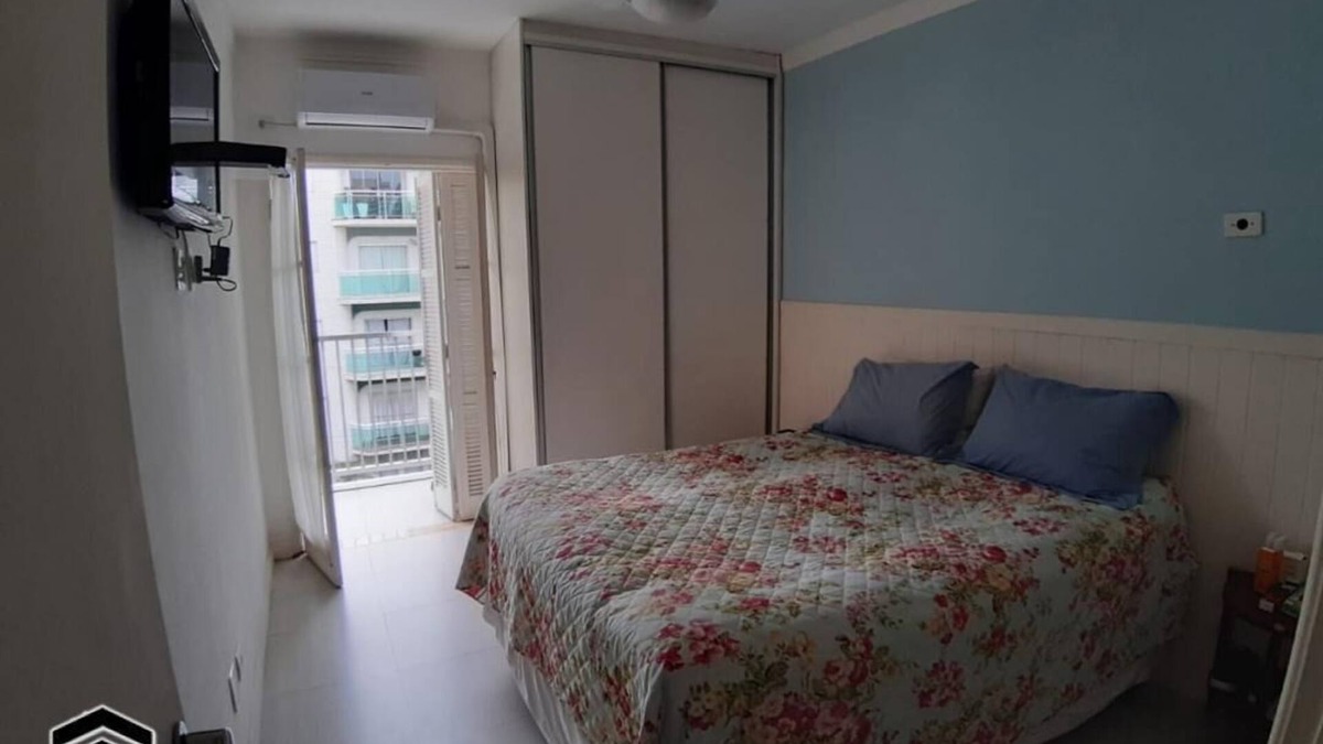Enseada Apartment | Air-conditioned comfort