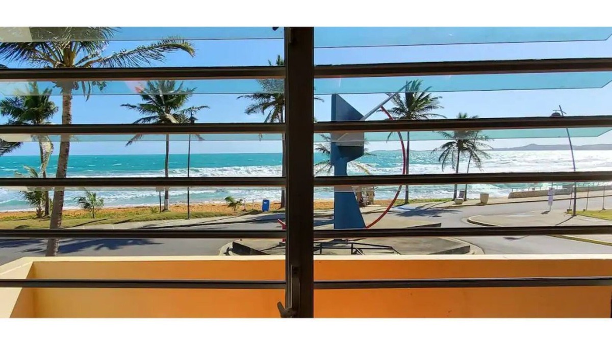 La Pared Condo | "AIR CONDITIONED" BEACH FRONT HOME IN PARADISE