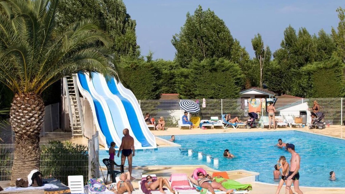 Vic-la-Gardiole House | Air-conditioned Mobile home - TV - 3 rooms near the Mediterranean Sea